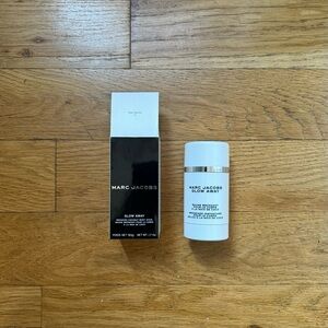 Marc Jacobs Beauty ‘Glow-away’ bronzing coconut body stick, Tan-tastic!